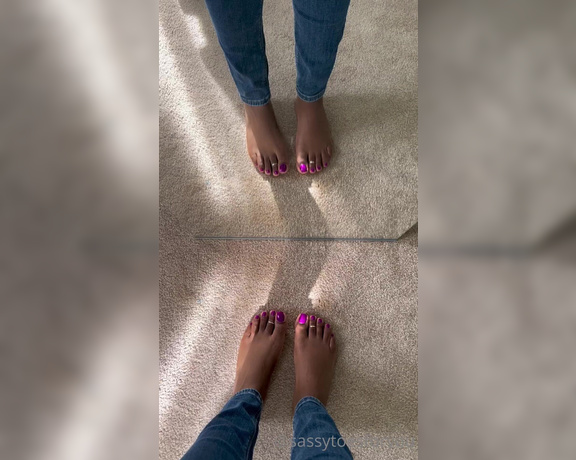 Sassy Toes aka Sassytoesforyou Onlyfans - Have you ever worshiped a womans feet 11