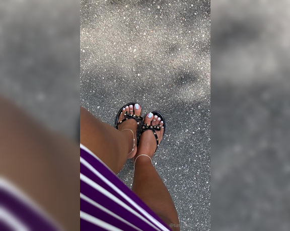 Sassy Toes aka Sassytoesforyou Onlyfans - Someone said my walks are sexy I think its just a clumsy walk lol 2