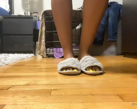 Sassy Toes aka Sassytoesforyou Onlyfans - Do you like