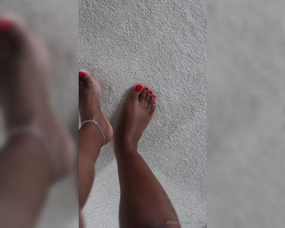 Sassy Toes aka Sassytoesforyou Onlyfans - Some toe stretching from earlier Could you handle waking up to these perfect feet every morning 1