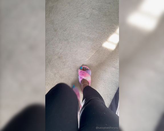 Sassy Toes aka Sassytoesforyou Onlyfans - I couldnt choose so Ill just post both lol 2