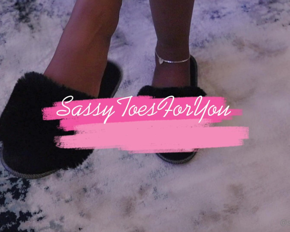 Sassy Toes aka Sassytoesforyou Onlyfans - I’m back Needed a breather