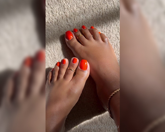 Sassy Toes aka Sassytoesforyou Onlyfans - This is for my toe lovers