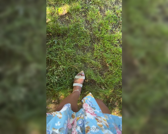 Sassy Toes aka Sassytoesforyou Onlyfans - Would you recognize my feet out in public 1