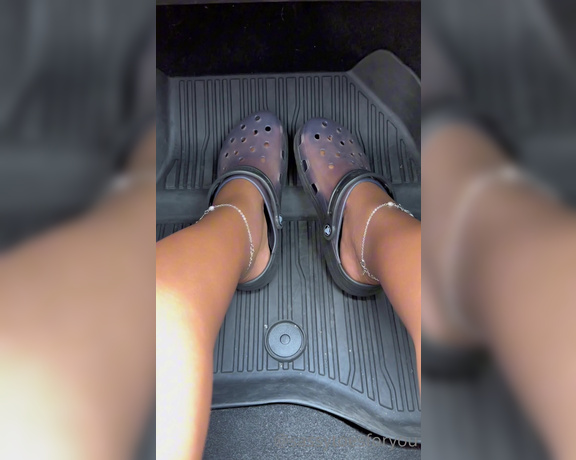 Sassy Toes aka Sassytoesforyou Onlyfans - I love these crocs…you can only see through them if you really stare at my feet I wonder if this w