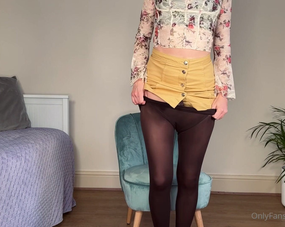 Nylon Bea aka Nylonbea Onlyfans - The bit YouTube doesn’t get to see