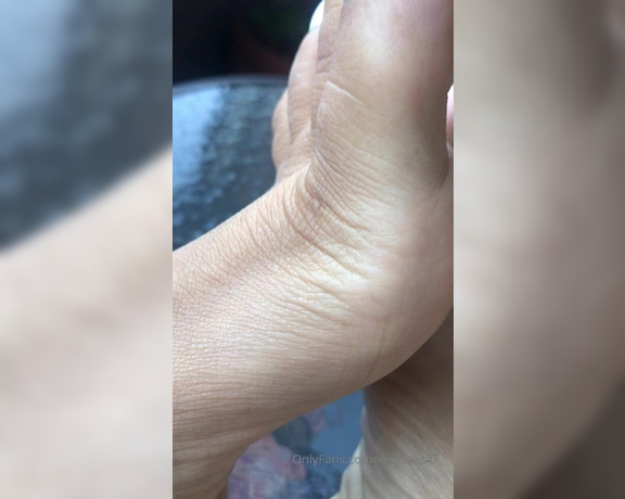 Goddesspersia71 aka Sexyfeet47 Onlyfans - Thursday Tease