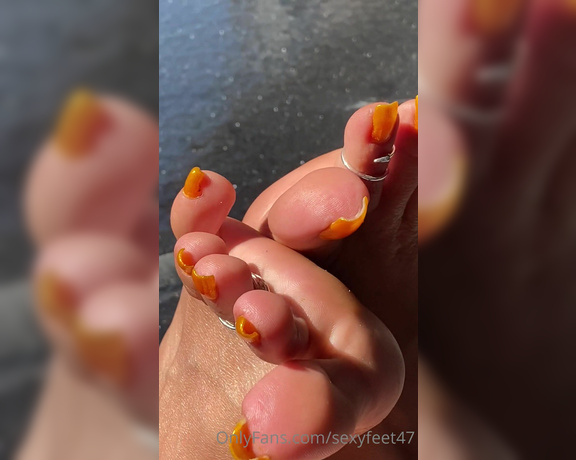 Goddesspersia71 aka Sexyfeet47 Onlyfans - Powerful Toesday Stroke it for me