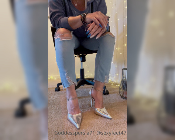 Goddesspersia71 aka Sexyfeet47 Onlyfans - Good Morning! I realized it’s been while I haven’t talked about your little