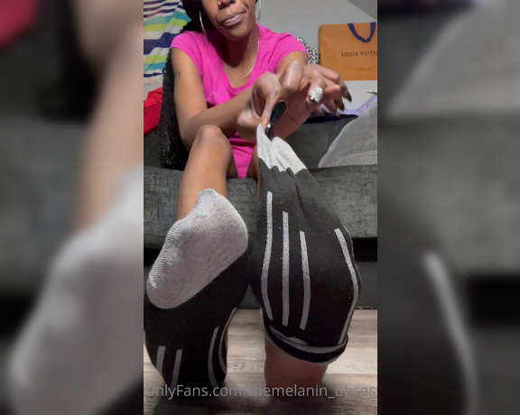 Kelly aka Themelanin_obsession OnlyFans - Sock removal 2