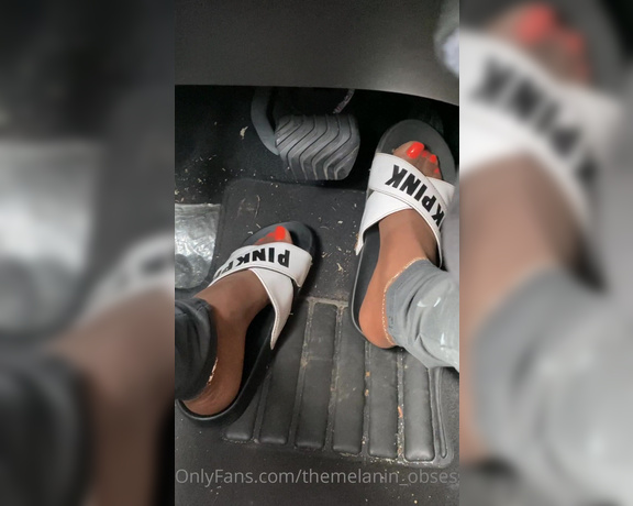 Kelly aka Themelanin_obsession OnlyFans - Pedal pumping anybody into