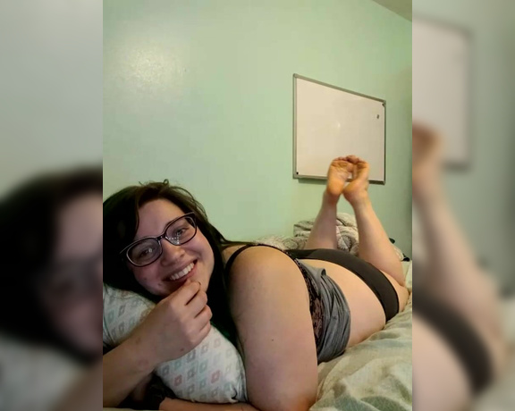 ShortLivedTyranny aka Shortlivedtyranny OnlyFans - Stream started at 12052020 0305 am Its been a whiiiile come roll around in my bed with