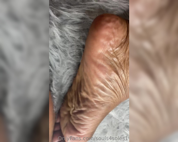 Souls4soles1 aka Xxxquisitesoles OnlyFans - New pedi … count each wrinkle on my soles while you release that load , watching my toes