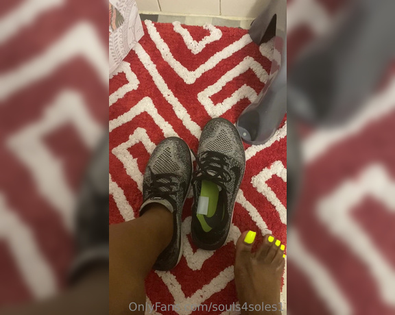 Souls4soles1 aka Xxxquisitesoles OnlyFans Video 373