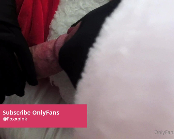 Pink Foxx aka Foxxpink OnlyFans - Mrs Claus sucking, masturbating & squirting all at the same time A Christmas Miracle @hellopink