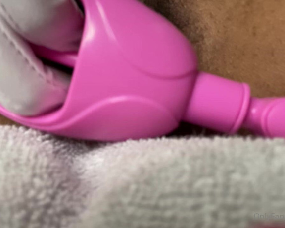 Pink Foxx aka Foxxpink OnlyFans - Playing with my pussy pump 1