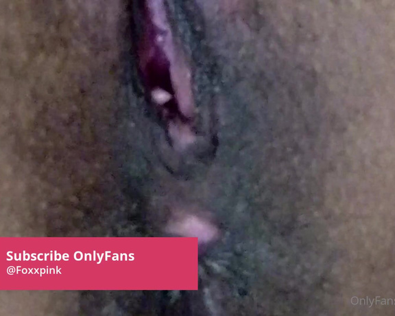 Pink Foxx aka Foxxpink OnlyFans - Had to let you see me squirt so much that I soaked my bed