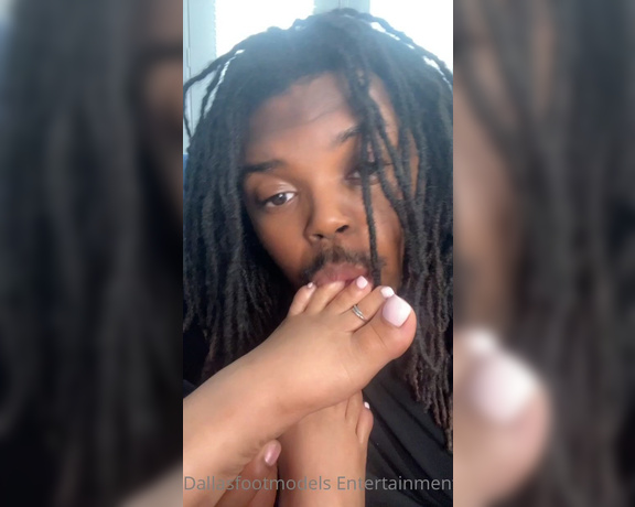 DallasFootModels aka Dallasfootmodelsent OnlyFans - @yessiv1124 getting her Pink Toes Sucked Full Videos 7