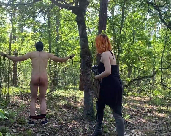 Dark Fairy aka Dark_fairy OnlyFans - I found this poor guy in between trees and I just made his day better! Are you jealous of him, you