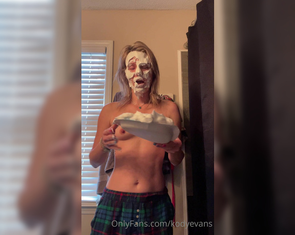 Kody Evans aka Kodyevans OnlyFans - It’s a pie Thursday…would you help me clean up #wam #shavingcreampie