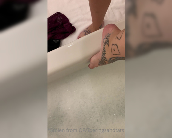 Lexi - Toe Rings and Tattoos aka Toeringsandtats OnlyFans - (67703584) One of my all time favorite songsenjoy this while I drop my panties and take a dip into the