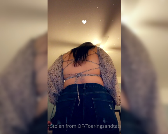 Lexi - Toe Rings and Tattoos aka Toeringsandtats OnlyFans - (427339691) Thick girl Problems… You’re welcome