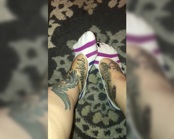 Lexi - Toe Rings and Tattoos aka Toeringsandtats OnlyFans - (12072494) From the archives old vids