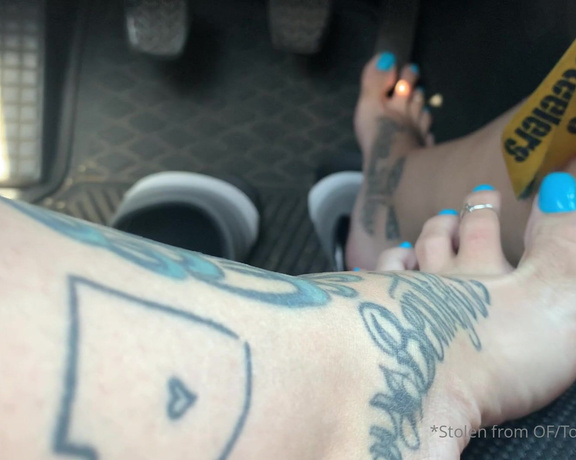 Lexi - Toe Rings and Tattoos aka Toeringsandtats OnlyFans - (154471577) Got a couple request for some more pedal pumping content in my stick shift hope y’all enjoy!!!