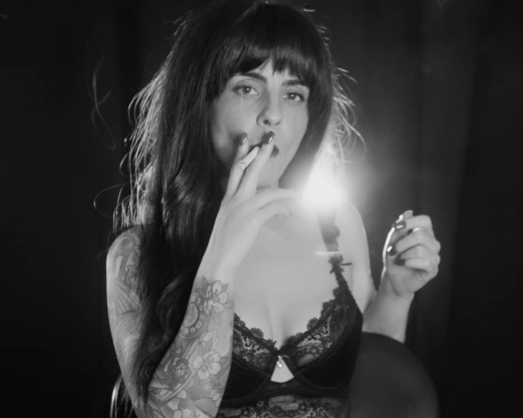 ManyVids - Dani Lynn - Smoking in Black Lingerie