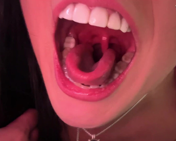 LTLGiantessClips - Erika in Moms Friend Vores Again - Giantess Vore SFX