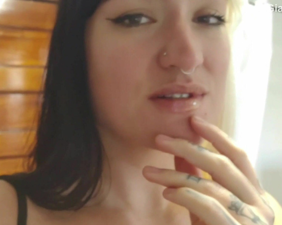 LTLGiantessClips - Titania Orion in Titanias Toy - Giantess POV SFX