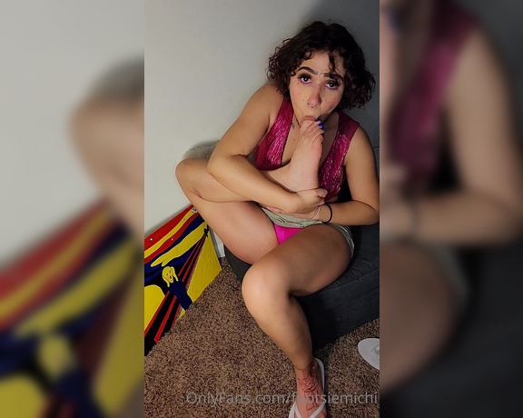 Goddess Michi aka Footsiemichi OnlyFans - A flip flop joi with sexy blue toes SPLASHHH