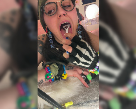 MissArcanaPlus aka Missarcanaplus OnlyFans - Ive got a dirty tongue and this is how I clean it Could you think of another way to get my eager