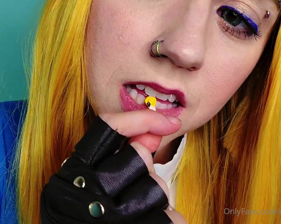 MissArcanaPlus aka Missarcanaplus OnlyFans - Zelda Vore video!