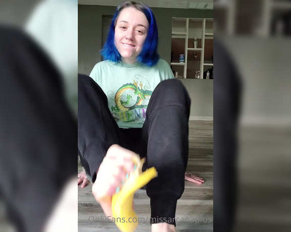 MissArcanaPlus aka Missarcanaplus OnlyFans - Have you ever wondered if I could peel a banana with just my toes Welllllll this video will probably