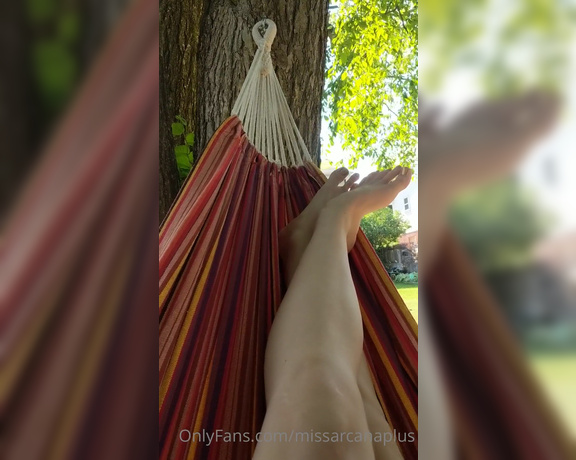 MissArcanaPlus aka Missarcanaplus OnlyFans - Hammock Feet videos! These are just silly and for fun, me being sneaky Hopefully nobody noticed w 1