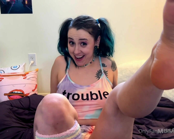 MissArcanaPlus aka Missarcanaplus OnlyFans - NEW VIDEO Truth or Dare, Foot Sniffer JOI 626 1080p HD I invited you over to hangout, but I had some