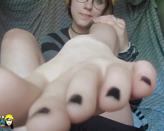 MissArcanaPlus aka Missarcanaplus OnlyFans - CLASSIC VIDEO! Ten Teeen Toes in Your Face This video was pretty popular back in the day Another