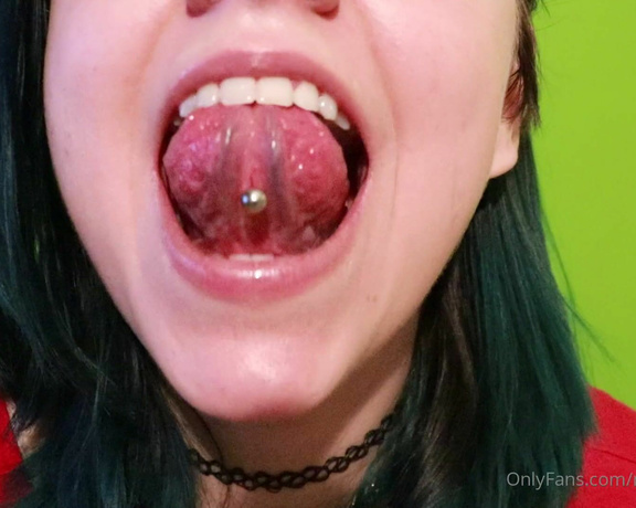 MissArcanaPlus aka Missarcanaplus OnlyFans - Ive been getting a tonnnn of people asking about tongue content lately So heres a little mouth