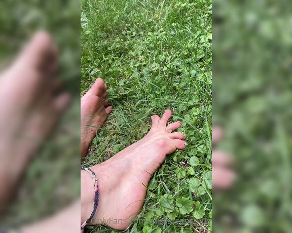 MissArcanaPlus aka Missarcanaplus OnlyFans - Since I feel like a cute little barefoot Fairy in my clovers, heres some just messing around, kin 8