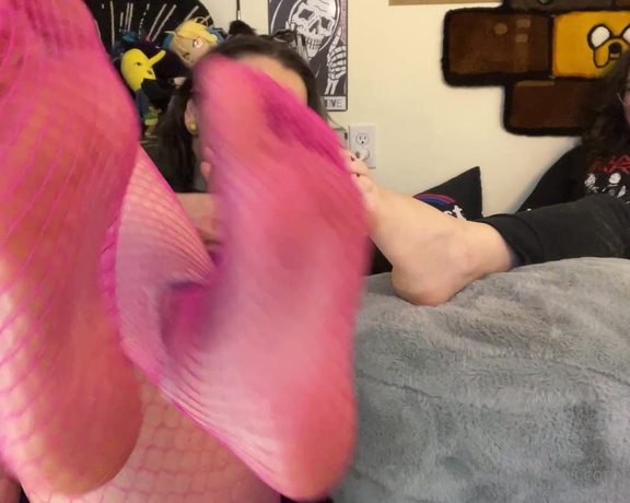 MissArcanaPlus aka Missarcanaplus OnlyFans - 30 sec test angle I made with @oblinaskittles when we were trying to figure out how to shoot the vid