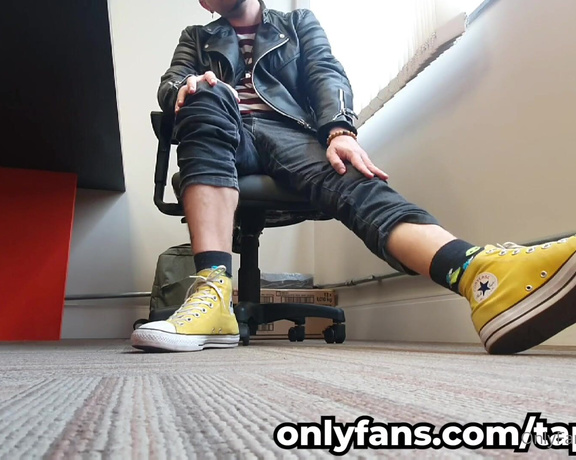 Tonny aka Tape_br OnlyFans - Now with my Yellow All Star Leather Jacket Socks Barefoot #footfetish