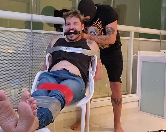 Tonny aka Tape_br OnlyFans - Handgag & Barefeet Part 1 @DomIcaroBR