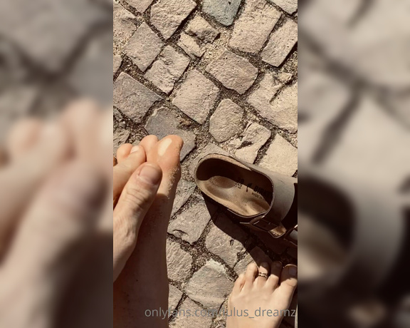 Lulus Dreamz aka Lulus_dreamz OnlyFans - Oh i bet you’d wanna clean these dirty, sweaty and salty soles Lemme start, you can watch as 1