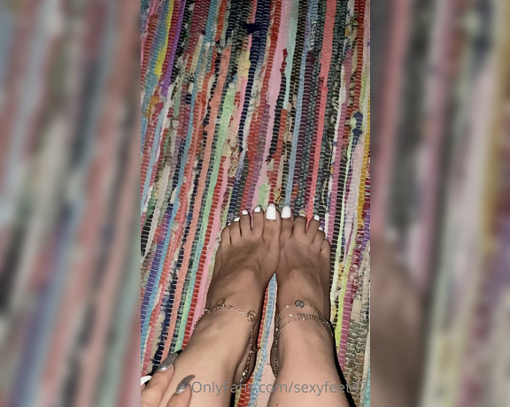 Goddesspersia71 aka Sexyfeet47 Onlyfans - Time to mind fuck n mesmerize you!