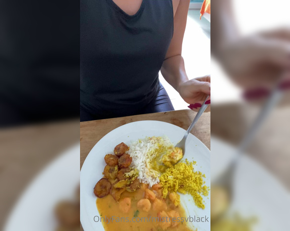 Mistress V Black aka Mistressvblack Onlyfans - Bobo de camaro Bahia Food