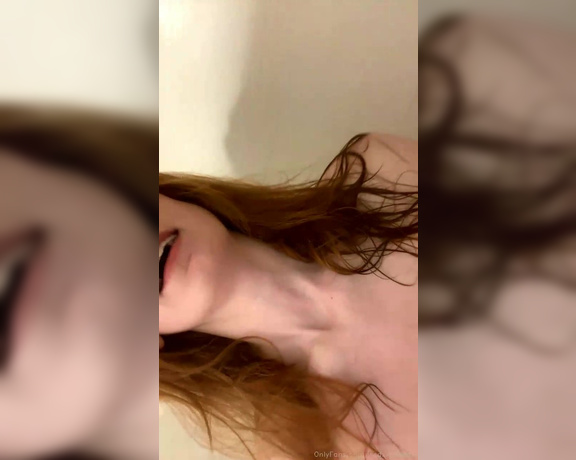 Zoe Strawberry aka Redxxxsuede OnlyFans - Stream started at 08192021 1128 pm Showering before I leave