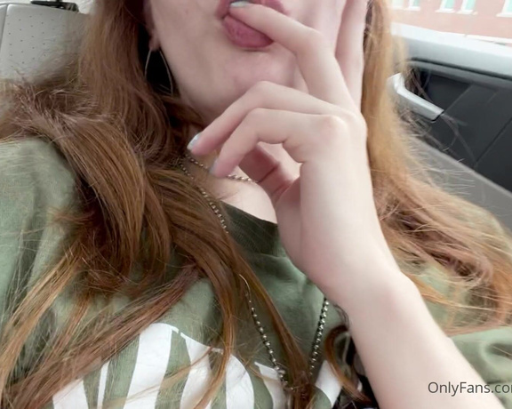 Zoe Strawberry aka Redxxxsuede OnlyFans - Sometimes I like to play in my car