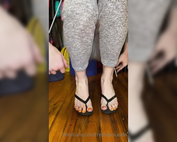 Zoe Strawberry aka Redxxxsuede OnlyFans - Shoe collection part 1 I’ll upload these every Feet Friday Next weeks video will include sound,