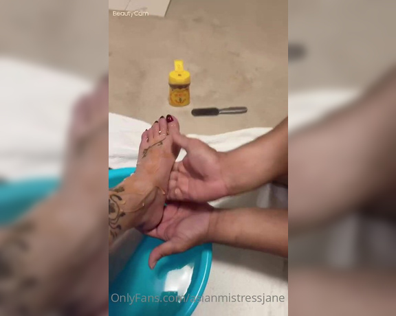 Asian Mistress Jane aka Asianmistressjane OnlyFans - Feet spa with honey and tougue